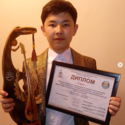 «Көктем нұры» атты республикалық мектеп оқушылары айтысы